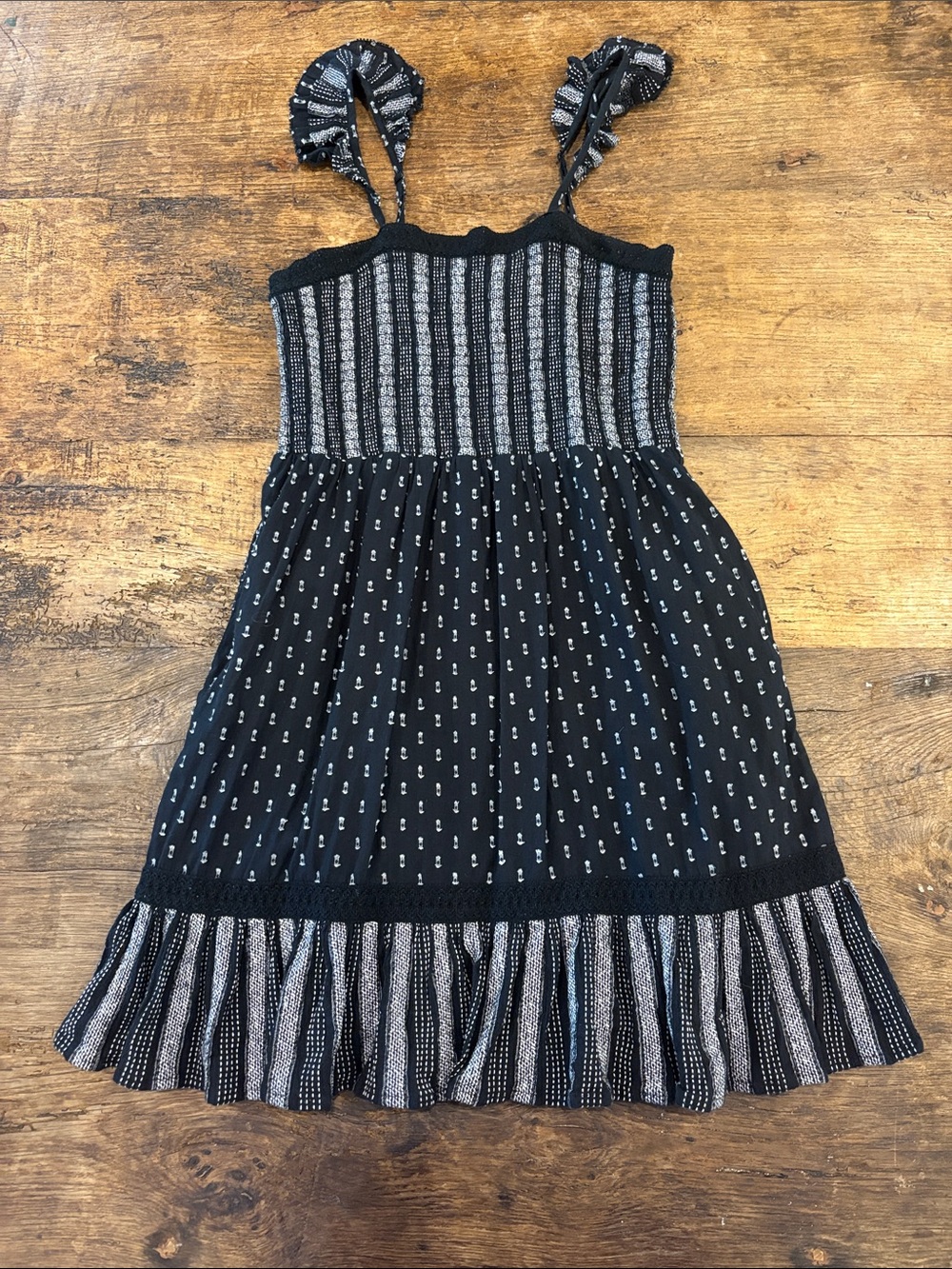 Vineyard Vines Black & White Smocked Ruffle-Striped Sundress